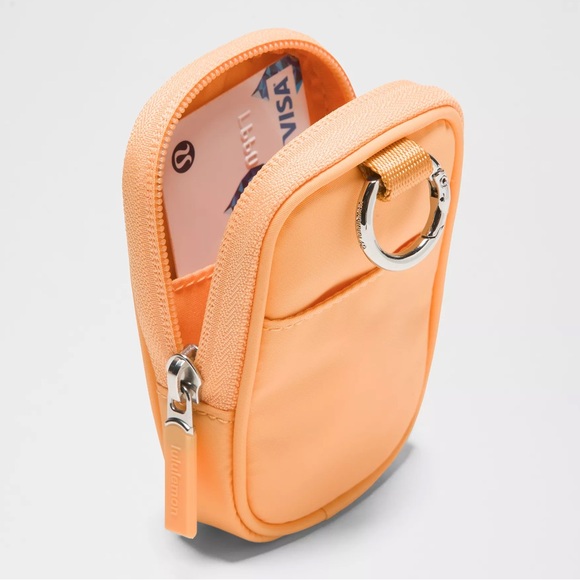 NWT CLIPPABLE NANO POUCH Rock Melon RKML Lululemon OOS SOLD OUT ONLINE! orange - Picture 2 of 10